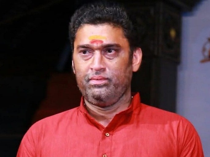 കലാമണ്ഡലം കഥകളി അധ്യാപകൻ തൂങ്ങിമരിച്ച നിലയിൽ
