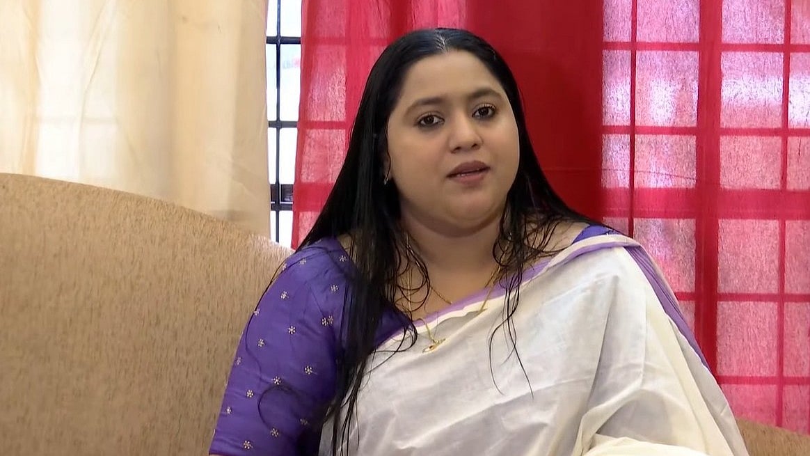 'എന്റെ ശവം കാണാന്‍ പോലും ഒരുത്തരും വരരുത്'; അമ്മയില്‍ നിന്നും രാജിവച്ച് ലക്ഷ്മി പ്രിയ