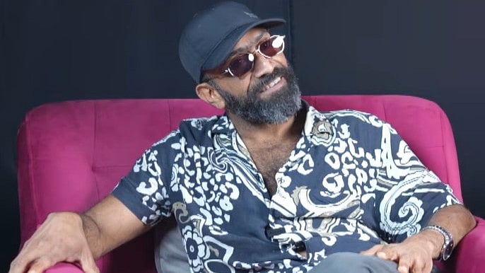 'മൂന്നാം നിലയിൽ നിന്ന് പൂളിലേക്ക് ചാടിയാൽ ഒരാളുടെ തലമണ്ട പൊട്ടി പോകില്ലേ ?; എന്നോട് ഇതുവരെ ഒരാളും ചോ​​ദിച്ചിട്ടില്ല'