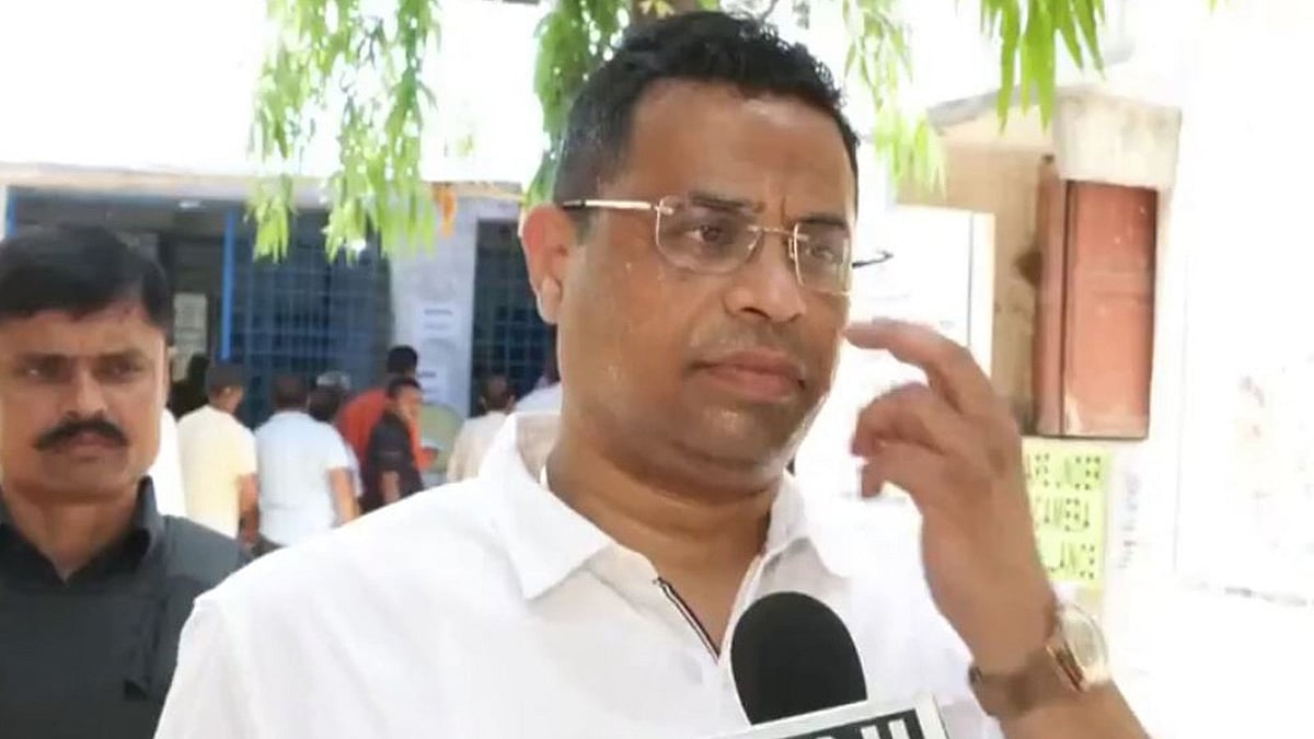 'പച്ചക്കൊടി കാണിച്ചാൽ 50 ടിഎംസി എംഎൽഎമാരും 20 എംപിമാരും കൂറുമാറും', അവകാശവാദവുമായി ബിജെപി;  ബംഗാളില്‍ തൃണമൂല്‍ കോണ്‍ഗ്രസ് പിളര്‍പ്പിലേയ്‌ക്കോ?