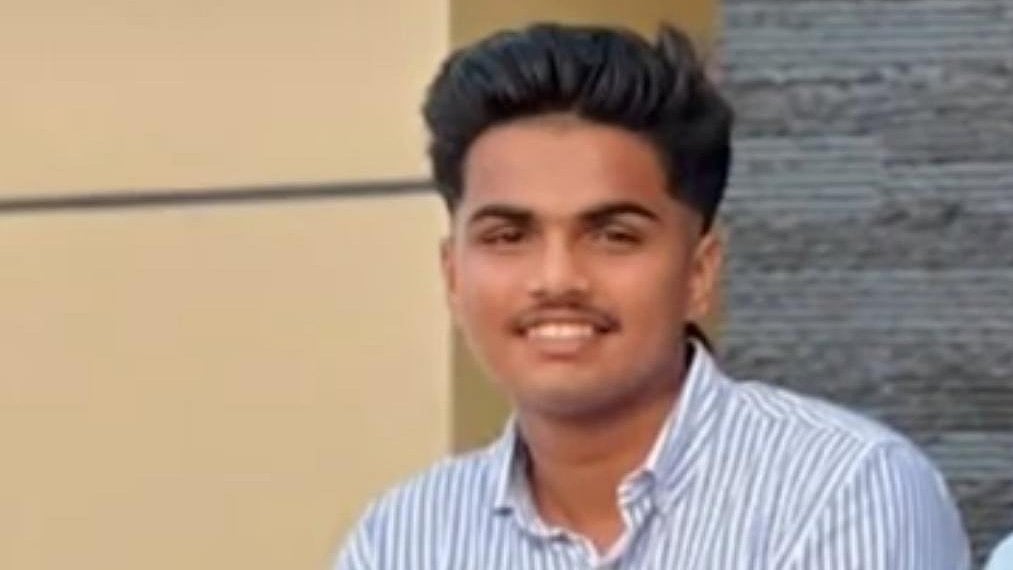 കണ്ണൂർ നഗരത്തിൽ ബസും സ്കൂട്ടറും കൂട്ടിയിടിച്ച്  അപകടം; പതിനേഴുകാരനായ വിദ്യാർത്ഥി മരിച്ചു