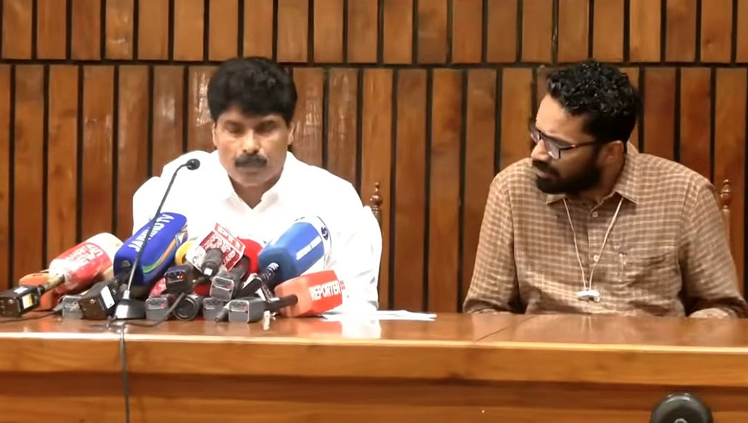 'കെഎം ബഷീറിന്റെ കൊലയാളിയെ ഇരുത്തരുത്'; കൃഷിമന്ത്രിക്കൊപ്പം ശ്രീറാം വെങ്കിട്ടരാമന്‍;  പ്രതിഷേധവുമായി മാധ്യമ പ്രവര്‍ത്തകര്‍
