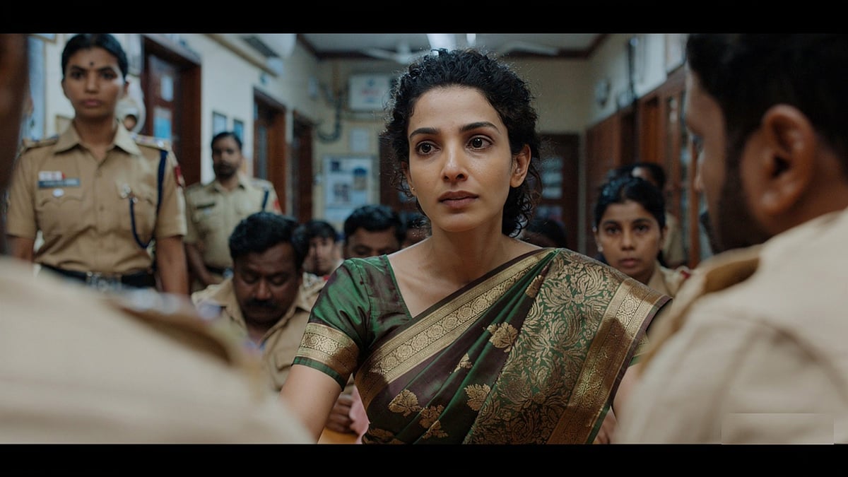 'മാഡം, ഇവള്‍ ദേശദ്രോഹിയാണെന്ന് സംശയമുണ്ട്, രേഖകള്‍ ഒന്നും ഇല്ല