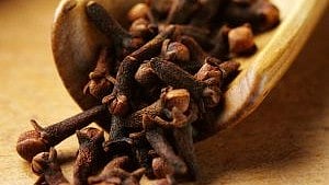 ചർമവും മുടിയും തിളങ്ങും; രഹസ്യക്കൂട്ട് അടുക്കളയിലുണ്ട്