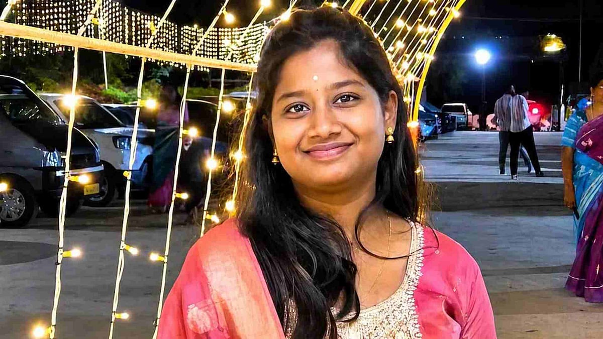 നീറ്റ് പരീക്ഷ വീണ്ടും എഴുതേണ്ടി വരുന്നതില്‍ മാനസിക സമ്മര്‍ദം; 19കാരി ജീവനൊടുക്കി