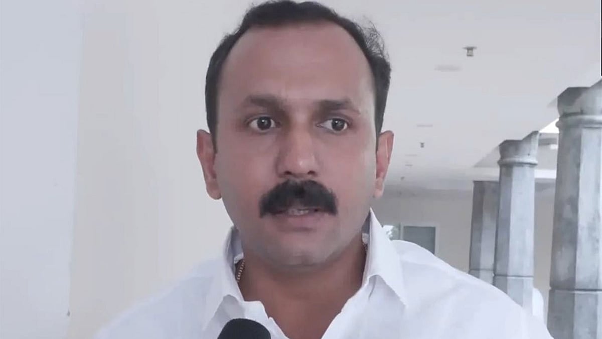 കരിമണല്‍ ഖനനം: മുഖ്യമന്ത്രി നിയമസഭയെ തെറ്റിദ്ധരിപ്പിക്കുന്നുവെന്ന് ഷോണ്‍ ജോര്‍ജ്