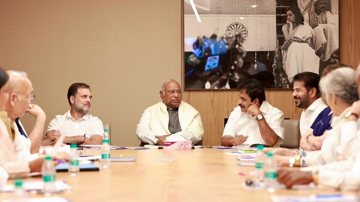 വൻ അഴിച്ചു പണിക്ക് കോൺ​ഗ്രസ്, പ്രിയങ്കയ്ക്ക് ചുമതല നിശ്ചയിക്കും; കേരളത്തിൽ അടക്കം പുതിയ പിസിസി അധ്യക്ഷന്മാർ വരും