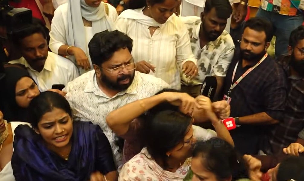 തിരുവനന്തപുരം കോര്‍പ്പറേഷന്‍ സംഘര്‍ഷം: ബിജെപി കൗണ്‍സിലര്‍മാര്‍ക്കെതിരെ കേസ്