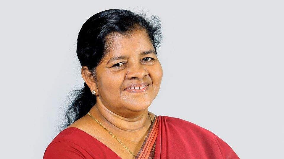 മുന്‍ മന്ത്രി മേഴ്‌സിക്കുട്ടിയമ്മയുടെ മകന്റെ നിയമനം; അന്വേഷണം ആവശ്യപ്പെട്ട് മുഖ്യമന്ത്രിക്ക് പരാതി