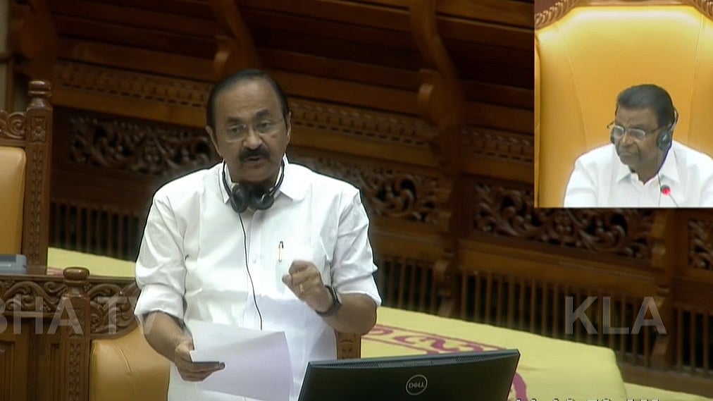 എഫ്‌സിആര്‍എ  നിയമ ഭേദഗതിക്കെതിരായ പ്രമേയം നിയമസഭ പാസ്സാക്കി; പിന്തുണച്ച് എൽഡിഎഫ്; വി മുരളീധരന്റെ എതിർപ്പ് തള്ളി