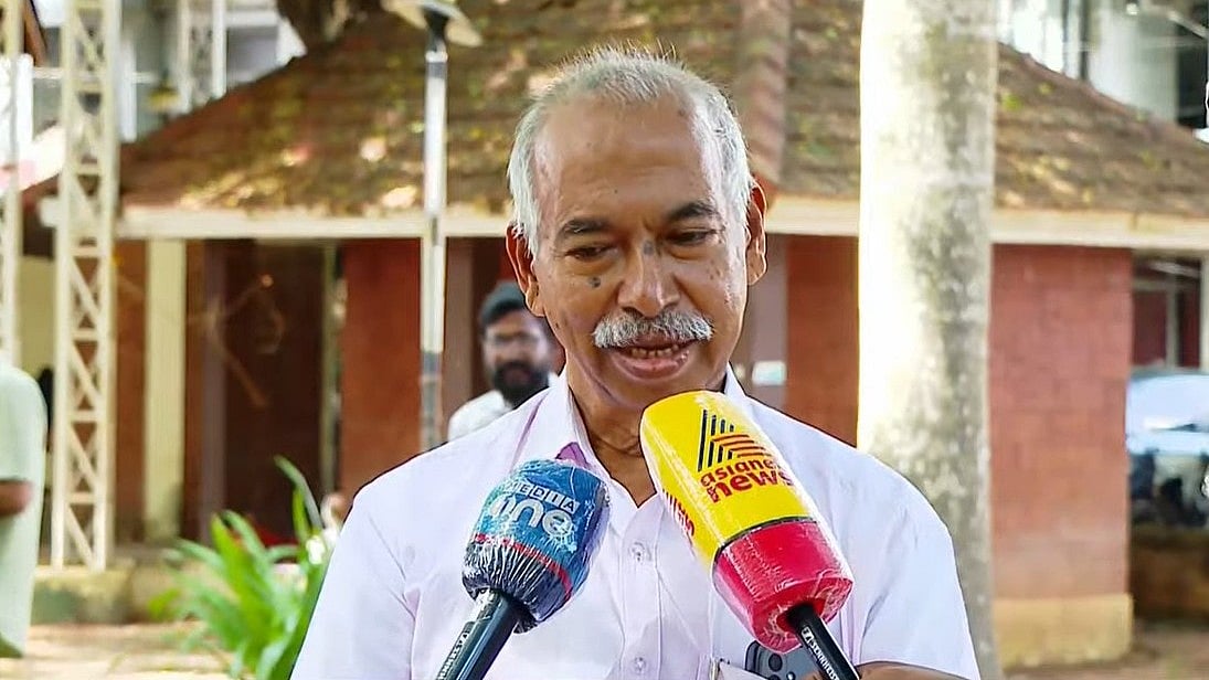 'ചെയ്ത തെറ്റ് എന്താണ്?, തെറ്റു ചൂണ്ടിക്കാണിക്കാതെ തിരുത്താന്‍ കഴിയില്ലല്ലോ?'