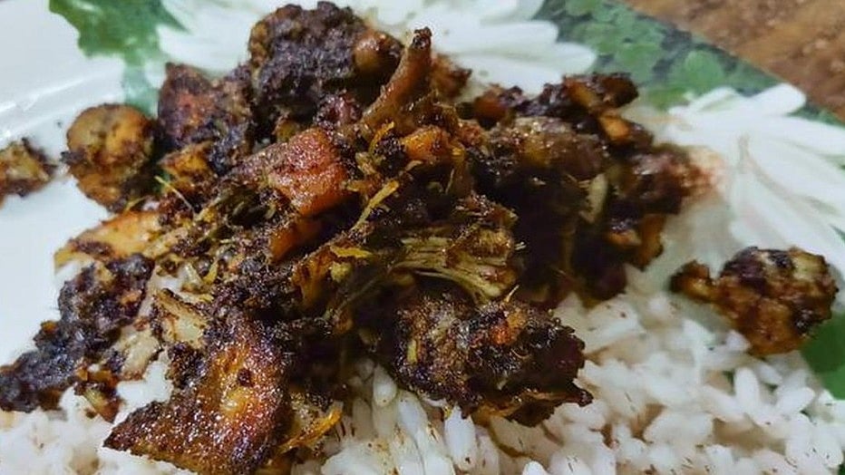 കർക്കടകം കടക്കാൻ 'കോഴിമരുന്ന്', എങ്ങനെ തയ്യാറാക്കാം