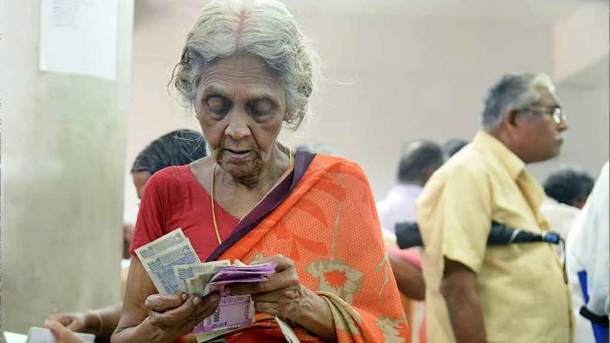 80 കഴിഞ്ഞവര്‍ക്ക് പെന്‍ഷന്‍ വര്‍ധിപ്പിക്കണം; കേന്ദ്ര നിരക്ക് നടപ്പാക്കണമെന്ന് ആവശ്യപ്പെട്ട് മുഖ്യമന്ത്രിക്ക് നിവേദനം