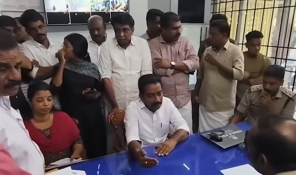 വിദ്യാര്‍ഥിയുടെ വിദേശപഠനം പൊലീസ് മുടക്കുന്നു; പ്രതിഷേധവുമായി എംഎല്‍എ സ്‌റ്റേഷനില്‍