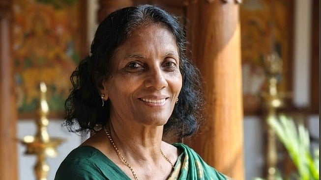 മുപ്പത് വർഷത്തെ സേവനത്തിന് വിരാമം; സംസ്ഥാനത്തെ അവസാനത്തെ 'ആല സൂക്ഷിപ്പുകാരി' ശോശമ്മയ്ക്ക് യാത്രയയപ്പ്