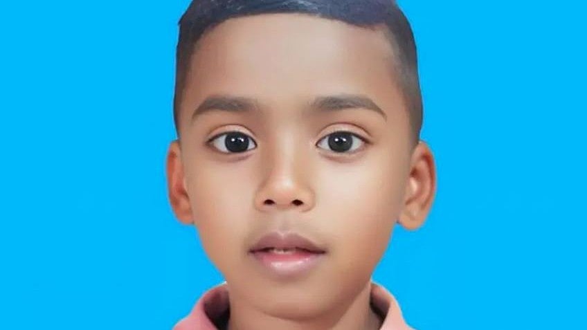 കുര്‍കുറെ പായ്ക്കറ്റിലെ പ്ലാസ്റ്റിക് പന്ത് തൊണ്ടയില്‍ തൊണ്ടയില്‍ കുടുങ്ങി; അഞ്ച് വയസുകാരന്‍ മരിച്ചു