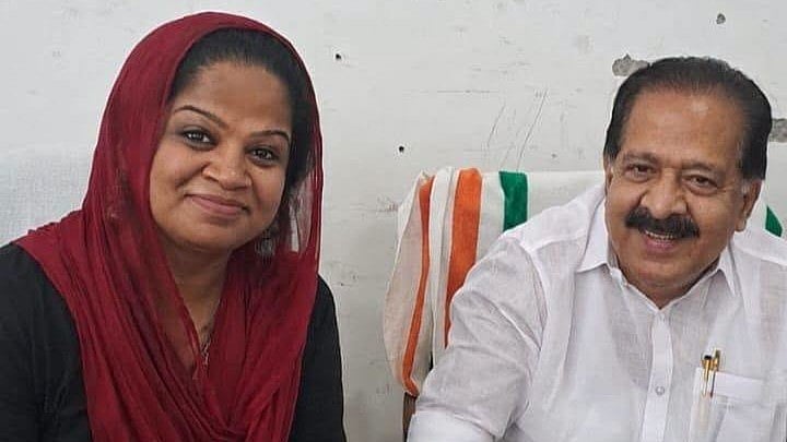 'എന്നെ തിരുത്തിയത് നന്നായെന്ന് ചെന്നിത്തല; സിംഹത്തിന്റെ മടയില് ചെന്നുതന്നെ ഓപ്പറേഷന് തൂഫാന് വാര്യര് പട്ടം ഏറ്റുവാങ്ങി'