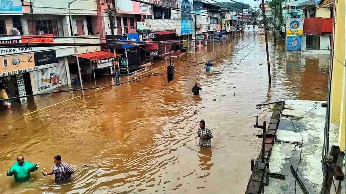 പ്രളയ മുന്നറിയിപ്പ് സംവിധാനത്തിന് എന്തുപറ്റി? എല്‍ഡിഎഫ് സര്‍ക്കാരിന്റെ വെള്ളപ്പൊക്ക പ്രതിരോധ പദ്ധതി ചര്‍ച്ചയാകുന്നു