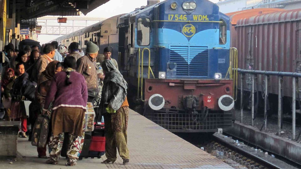 ചികിത്സിക്കാന്‍ പണമില്ല; അമ്മയെ ട്രെയിനിന് മുന്നില്‍ തള്ളിയിട്ട് കൊന്ന് മകന്‍