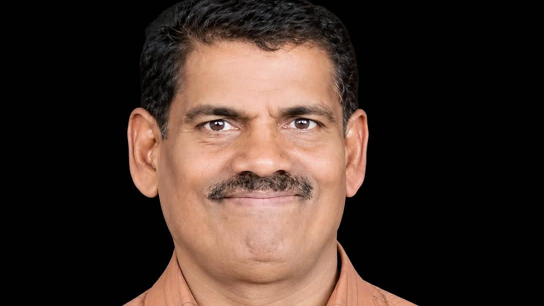 കോളജ് വിദ്യാർഥിനിയോട് മോശമായി പെരുമാറി, ഭീഷണിപ്പെടുത്തി; റിട്ടയേർഡ് പൊലീസുകാരനെതിരെ കേസ്