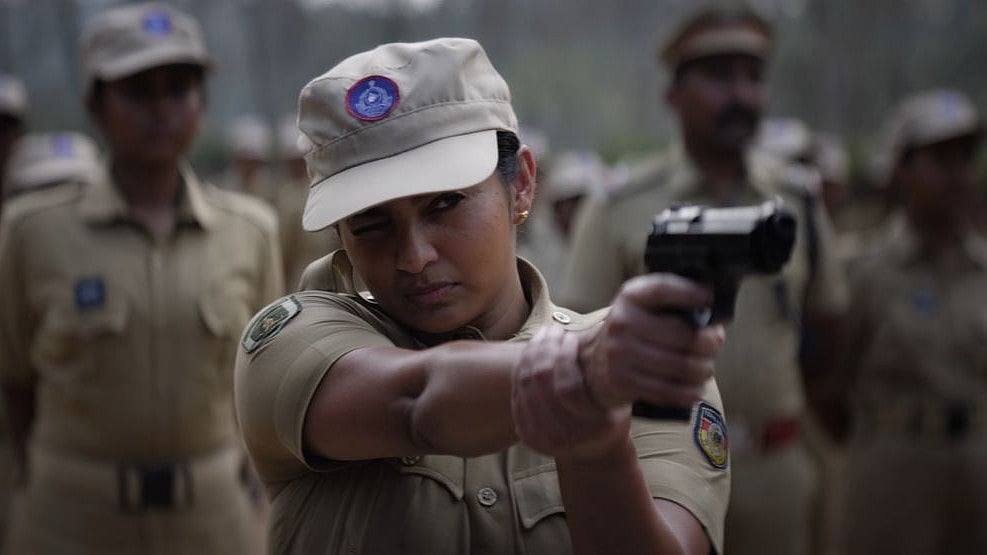 'കുറ്റം എന്നെങ്കിലും മറനീക്കി പുറത്ത് വരും'; ആദ്യമായി പൊലീസ് വേഷത്തില്‍ പാര്‍വതി; 'പ്രഥമ ദൃഷ്ട്യാ കുറ്റക്കാര്‍' ടീസര്‍ 