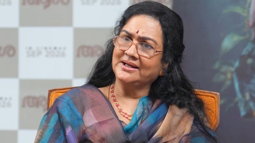 'കല്പന ചേച്ചി മരിച്ചപ്പോൾ ഫോട്ടോ എടുക്കാൻ ചുറ്റും ഒരുപാട് പേരുണ്ടായിരുന്നു; ഒരാളുടെ കരച്ചിൽ കണ്ടുകൊണ്ടിരിക്കുന്ന ഒരു ക്രൂരതയുണ്ടല്ലോ'