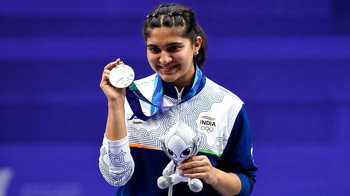 ഷൂട്ടിങില്‍ ഉന്നം തെറ്റാതെ ഇഷ സിങ്! ത്രില്ലറിൽ 'വെള്ളി'
