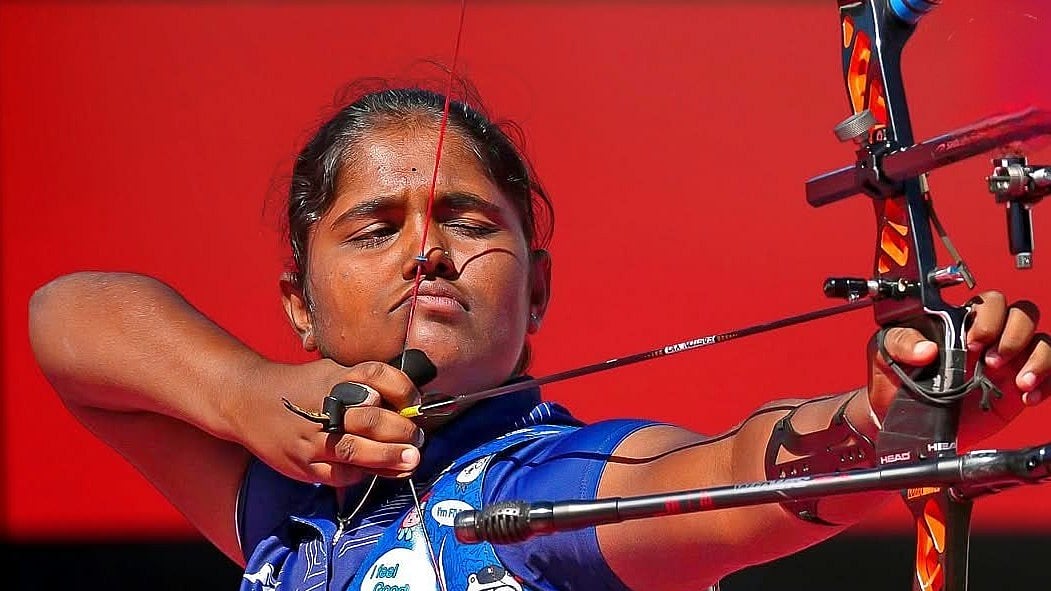 അമ്പെയ്ത് 'സ്വര്‍ണം' വീഴ്ത്തി ഇന്ത്യയുടെ കൗമാര വിസ്മയം 'കുംകും'! പുതു ചരിത്രം