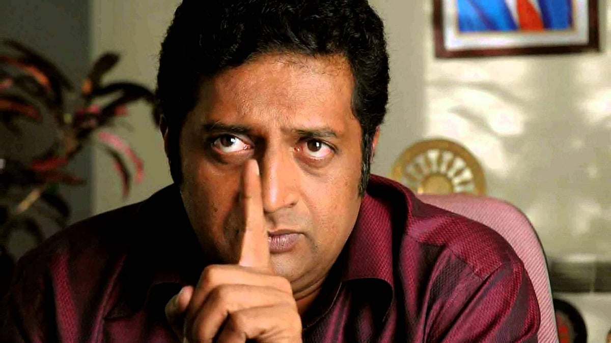 താജ്മഹലിനെ അവസാനമായി കുട്ടികളെ വീണ്ടും കാണിച്ചുകൊടുത്തുകൂടെയെന്ന ചോദ്യവുമായി പ്രകാശ് രാജ് 