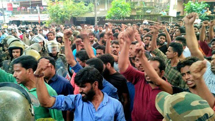 ഗെയില്‍ സമരം: മുക്കത്ത് വീണ്ടും സംഘര്‍ഷം, പൊലീസ് കണ്ണീര്‍വാതകം പ്രയോഗിച്ചു