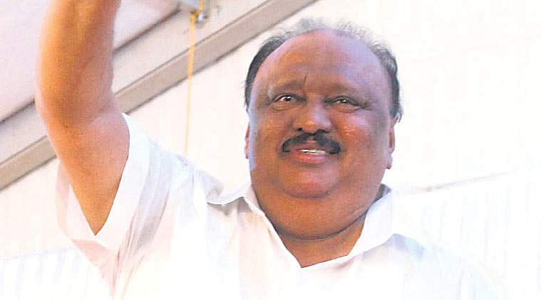 മന്ത്രിയായി ചാണ്ടി ഇനി മണിക്കൂറുകള്‍ മാത്രം; കയ്യേറ്റം പരിശോധിക്കണമെന്ന് സിപിഎം