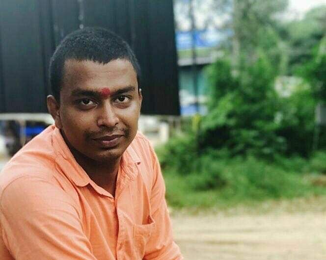 തൃശൂരില്‍ ആര്‍എസ്എസ് പ്രവര്‍ത്തകന്‍ വെട്ടേറ്റു മരിച്ചു