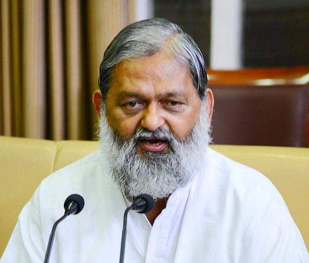 ഗാന്ധിജിക്ക് എതിരെ വീണ്ടും ഹരിയാന മന്ത്രി; 'സബര്‍മതി കി സന്ത്'എന്ന ഗാനം സ്വാതന്ത്ര്യസമര സേനാനികളെ അപമാനിക്കുന്നത്