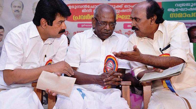 ഭൂപ്രശ്‌നത്തില്‍ പരിഹാരം തേടി മന്ത്രിതല സംഘം ഇടുക്കിയിലേക്ക് ; റവന്യൂ, വനം മന്ത്രിമാരും എംഎം മണിയും സംഘത്തില്‍