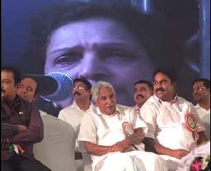 "എന്റേം മക്കള്‍ടേം കണ്ണീര് ആരൊപ്പും..?"; ഉമ്മന്‍ചാണ്ടിയെ വേദിയിലിരുത്തി ഭാര്യ മറിയാമ്മയുടെ പ്രസംഗം