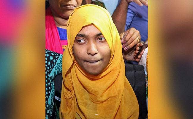 ഹാദിയയുടെ മതപരിവര്‍ത്തനം : ഷിരിന്‍ -ഫസല്‍ ദമ്പതികളെ എന്‍ഐഎ ചോദ്യം ചെയ്തത് വാട്‌സ്ആപ്പു വഴി