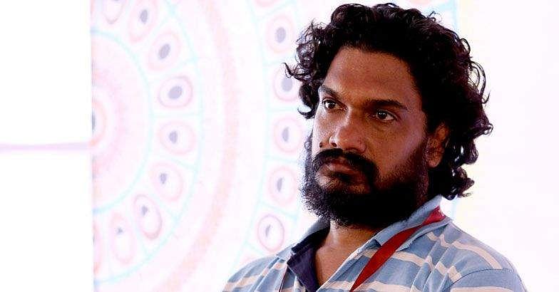'ഞാന്‍ ആര്‍എസ്എസിന്റെ ബാലശാഖയില്‍ പോയിട്ടുണ്ട്, അച്ഛന്റെ ഒപ്പം തെങ്ങും താമരയും വരയ്ക്കാന്‍ കൂടിയിട്ടുണ്ട്' ; വിമര്‍ശനം, കുറിപ്പ്