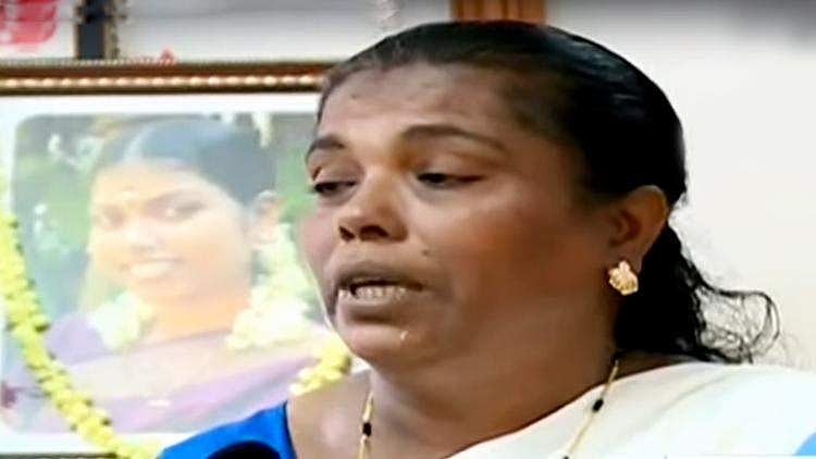 ആഗ്രഹിച്ച ശിക്ഷ ലഭിച്ചെന്ന് ജിഷയുടെ അമ്മ രാജേശ്വരി