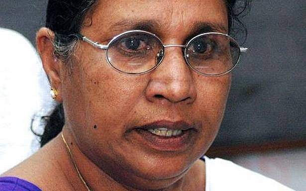മാതാപിതാക്കളെ ഉപേക്ഷിക്കുന്നവര്‍ക്കെതിരെ കര്‍ശനനടപടി: വനിതാകമ്മീഷന്‍