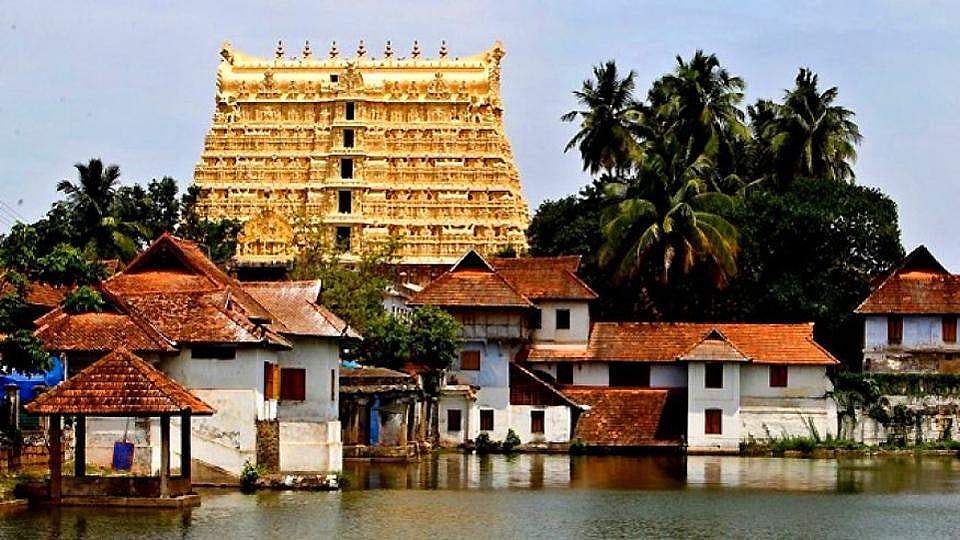 ശ്രീപദ്മനാഭ സ്വാമി ക്ഷേത്രത്തില്‍ ജാതി വിളിച്ച് ആക്ഷേപിച്ച സംഭവം; നടപടി ശാസന മാത്രം