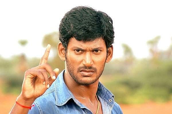 പത്രിക തളളിയതിന് പിന്നാലെ പ്രതിഷേധം; വിശാലിനെ പൊലീസ് അറസ്റ്റ് ചെയ്തു നീക്കി
