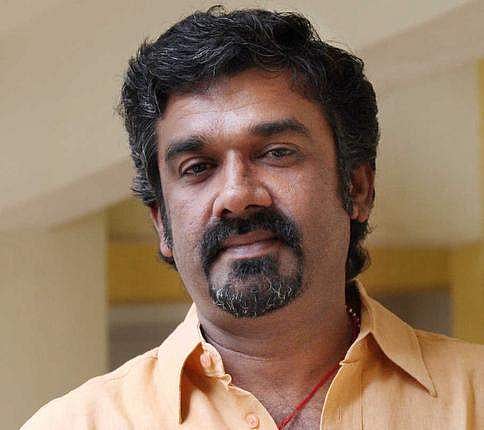 ടി ദാമോദരനെ ആരു തിരുത്തും: രഞ്ജിത്‌