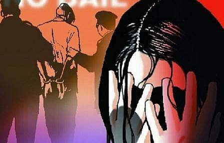ആത്മീയപാഠങ്ങൾ പഠിപ്പിക്കാമെന്ന് പറഞ്ഞ് ഭക്തയെ ബന്ദിയാക്കി, പീഡിപ്പിച്ചു; പുരോഹിതൻ പിടിയിൽ 