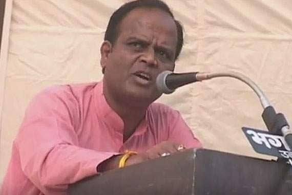 മുഖ്യമന്ത്രിക്കെതിരെ കൊലവിളി നടത്തിയ മുന്‍ ആര്‍എസ്എസ് നേതാവ് അറസ്റ്റില്‍ 