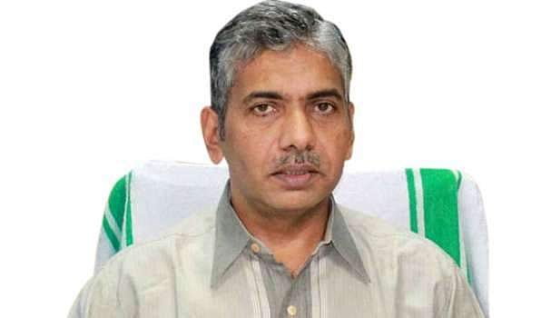 വിജിലന്‍സ് ഡയറക്ടറെ മാറ്റാത്തതെന്ത്:ഹൈക്കോടതി 