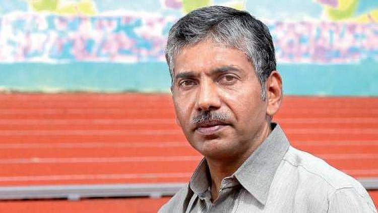 വിജിലന്‍സ് ഡയറക്ടര്‍ സ്ഥാനത്തുനിന്നും മുഖ്യമന്ത്രി ജേക്കബ് തോമസിനെ മാറ്റി