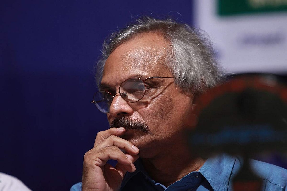 മുഖ്യമന്ത്രി ജനങ്ങളില്‍ നിന്ന് അകലുന്നത് ശരിയല്ല; മുഖ്യമന്ത്രിയെ വിമര്‍ശിച്ച് എം. മുകുന്ദന്‍