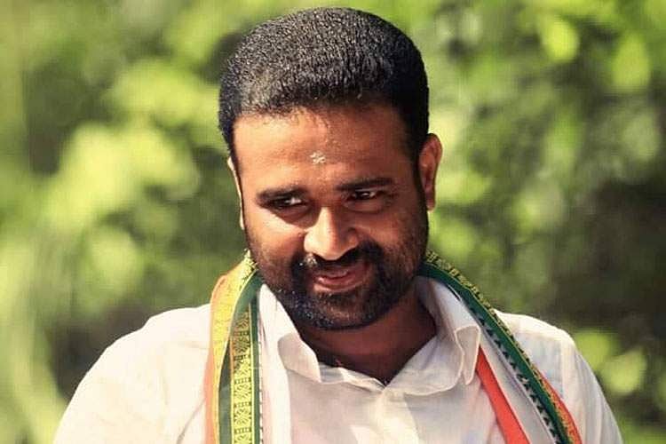 രാഹുല്‍ ഗാന്ധിക്കോ എകെ ആന്റണിക്കോ ഇല്ലാത്ത തെറ്റിദ്ധാരണ അവരെ മണിയടിക്കാന്‍ വേണ്ടി നില്‍ക്കുന്ന ചിലര്‍ ഉണ്ടാക്കിയെടുത്തതാണ്;സിആര്‍ മഹേഷ് പ്രതികരിക്കുന്നു