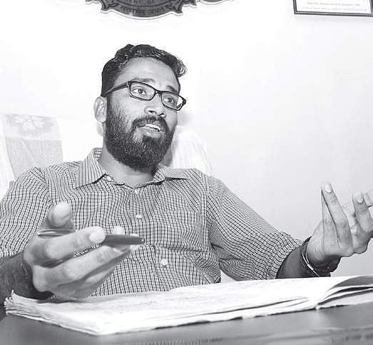 സബ് കളക്ടറെ തടഞ്ഞ സംഭവം കളക്ടര്‍ നേരിട്ട് അന്വേഷിക്കും; ശ്രീറാം വെങ്കിട്ടരാമന് സുരക്ഷ ഒരുക്കുമെന്ന് എസ്പി 