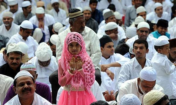റംസാന്‍ നോമ്പ് നാളെ മുതല്‍; കാപ്പാട് കടപ്പുറത്ത് മാസപ്പിറവി കണ്ടു